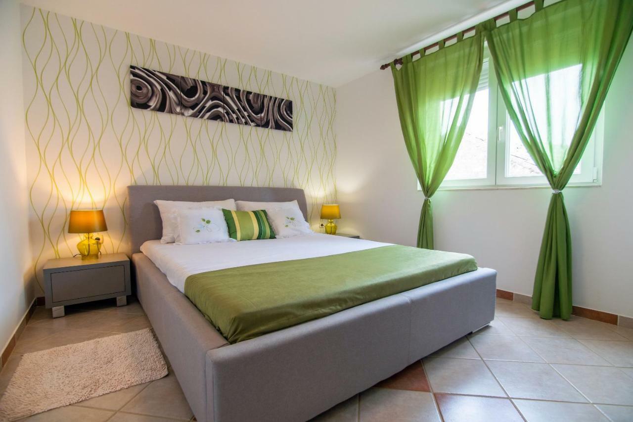 Apartmani Ivan Lopar Luaran gambar
