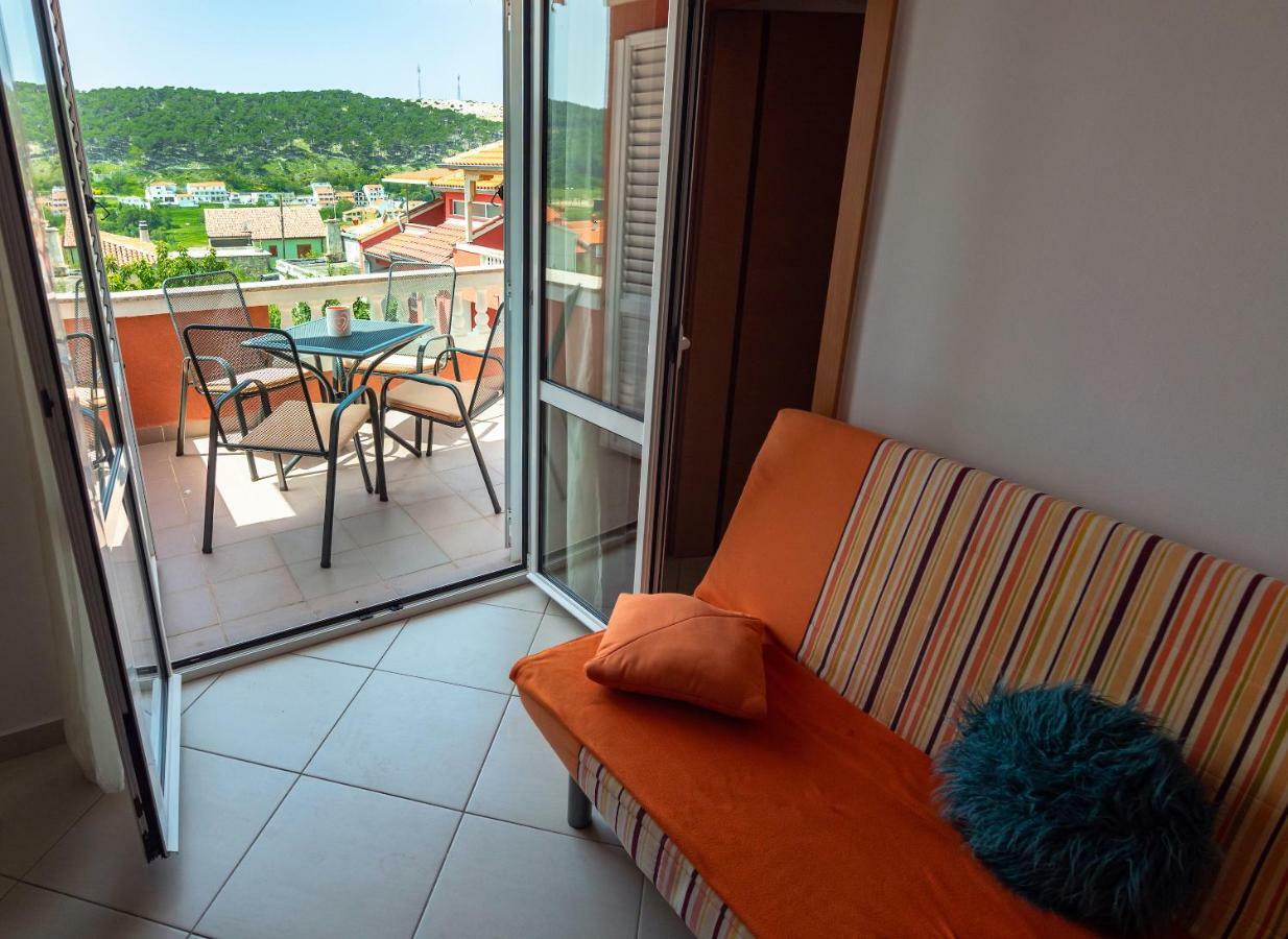 Apartmani Ivan Lopar Luaran gambar