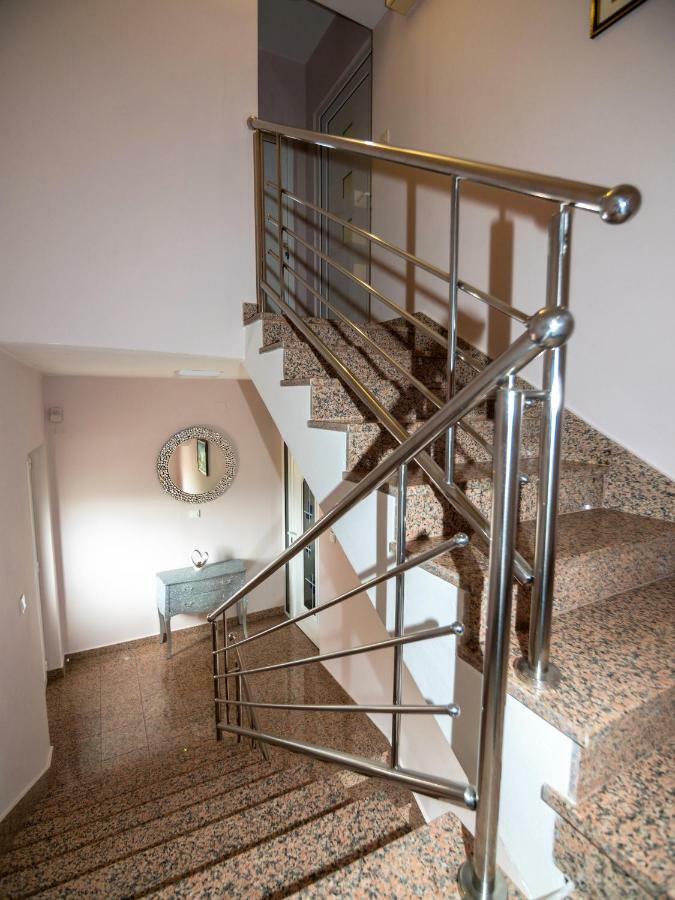 Apartmani Ivan Lopar Luaran gambar
